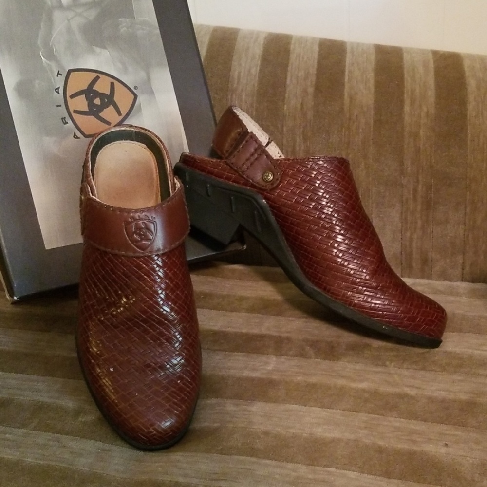 Ariat leather clogs